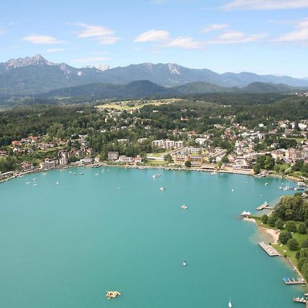 Apartment Inklusive Parkplatz Velden am Worthersee Bagian luar foto