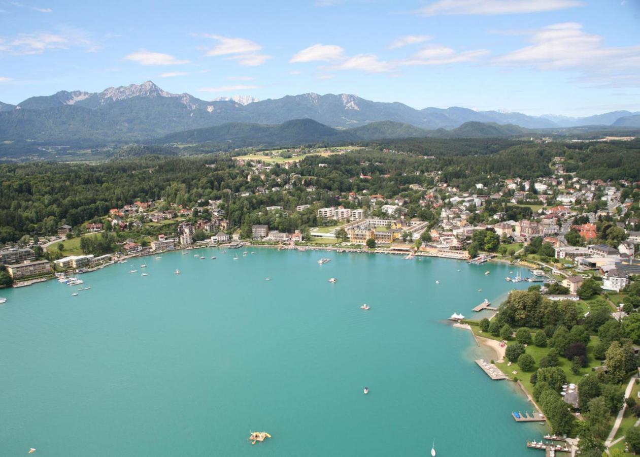 Apartment Inklusive Parkplatz Velden am Worthersee Bagian luar foto